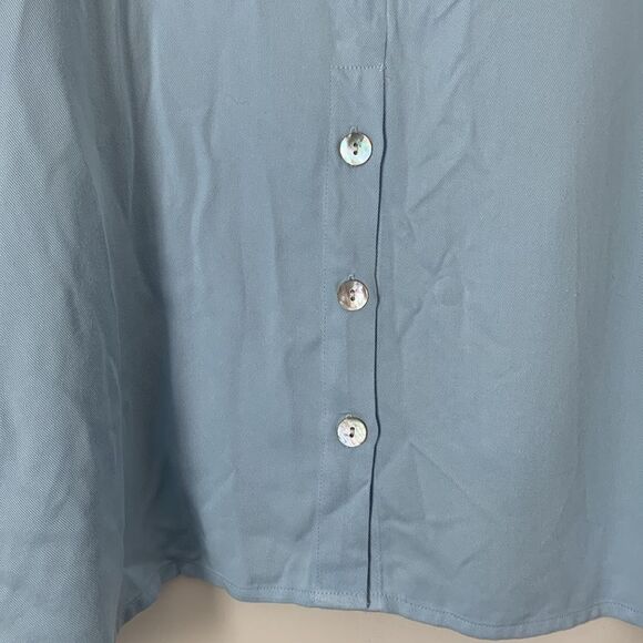 Soft Surroundings Sz L Devonias Tunic Top 3/4 Sleeve Blue Pockets Shell Buttons - Picture 6 of 6
